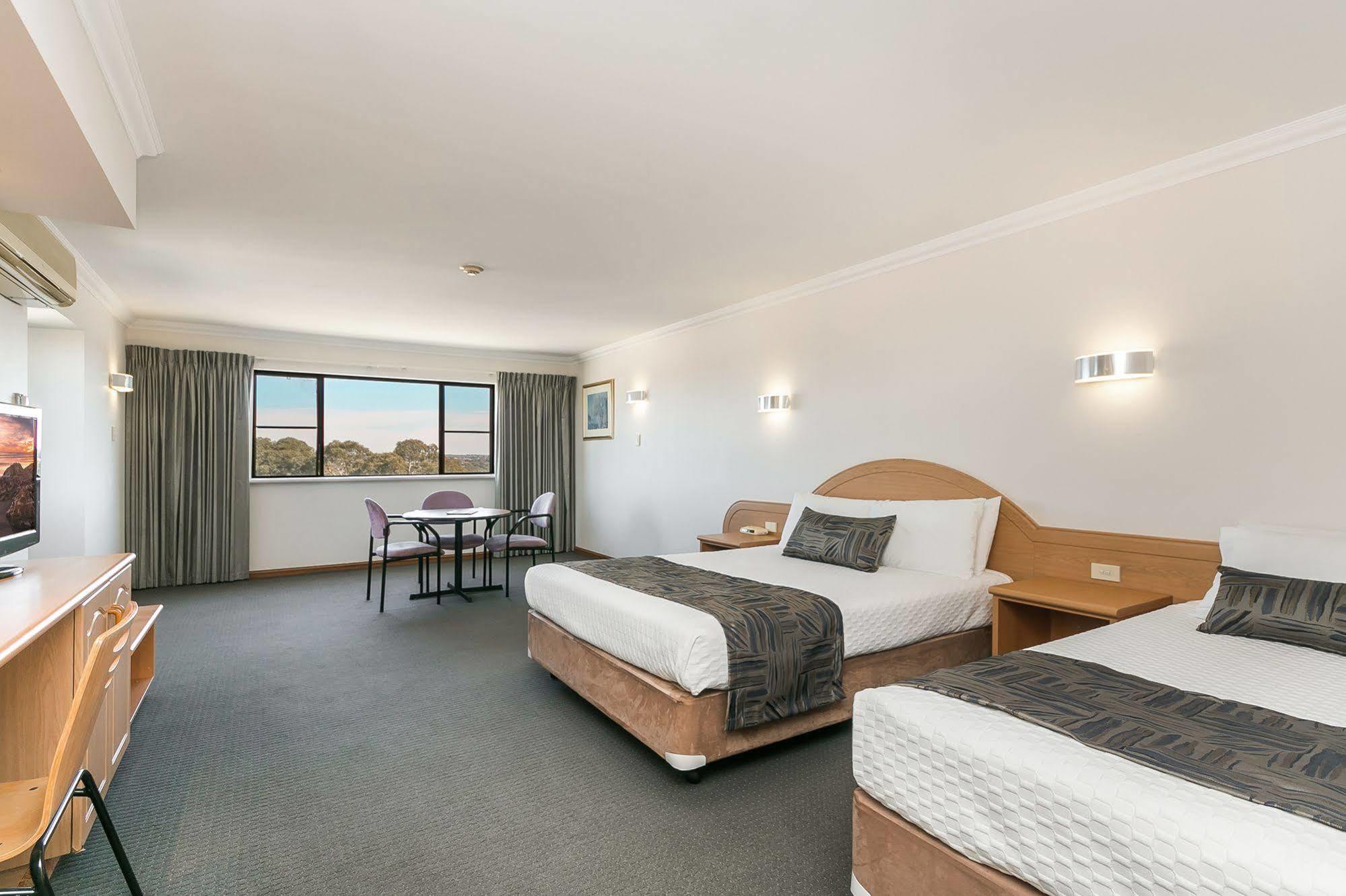 Great Eastern Motor Lodge Perth Esterno foto